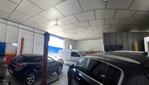 Exclusive Car - Auto body shop in Paracuellos de Jarama, Spain