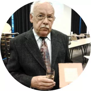 F. Du Mong - Linguist