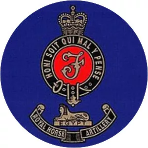 F (Sphinx) Parachute Battery Royal . . .