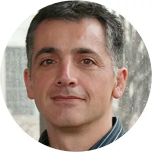 Fabián E. Bustamante