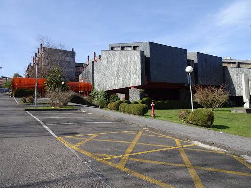 Faculty of Chemistry - Faculty of chemistry in Oviedo, Spain