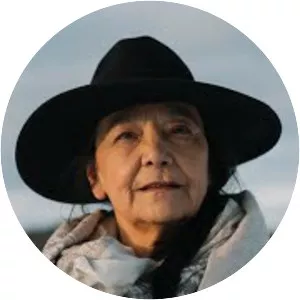 Falls Around Her - 2018 ‧ Drama ‧ 1h 41m