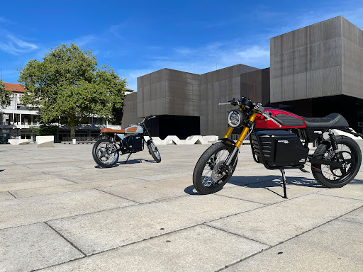 FAMEL - Moped dealer in Portugal