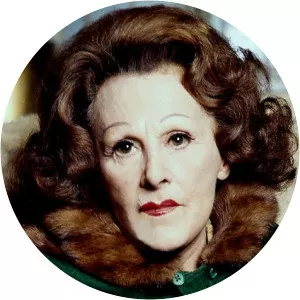 Fanny Cradock - Restaurant critic