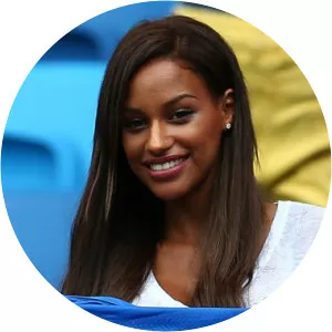 Fanny Neguesha