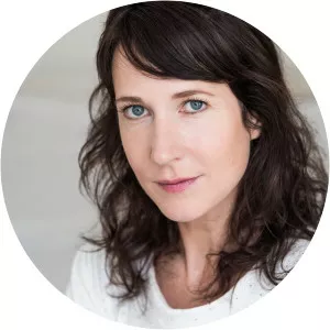 Fanny Roger - Actress