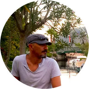 Fatih Sungurtekin - Enes Batur's father