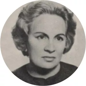 Fatma İrfan photograph