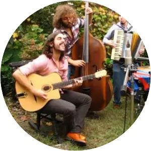 Fede Graña & Los Prolijos photograph