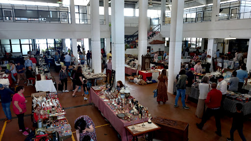 Feira das Antiguidades e Velharias