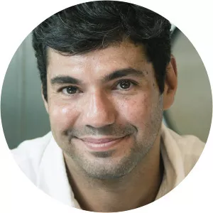 Felipe Bronze - TV personality