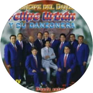 Felipe Urbán y su Danzonera