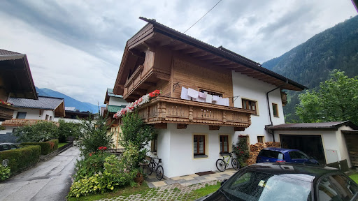 Ferienwohnung Haus Wechselberger - Holiday apartment rental in Mayrhofen, Austria