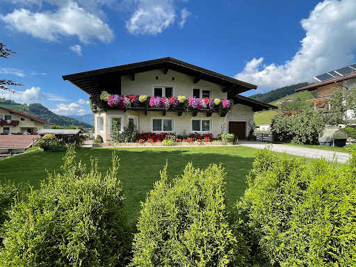 Ferienwohnung Sixenhof - Indoor lodging in Niederau, Austria