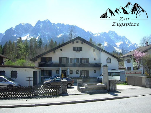Ferienwohnungen - Haus zur Zugspitze
