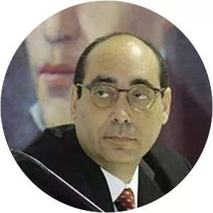 Fernán AltuveFebres Lores