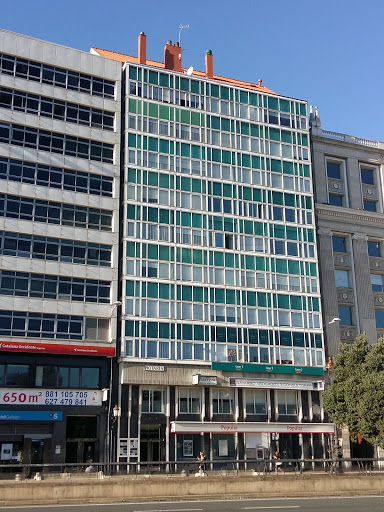 Fernandez Villarrenaga Boedo, Ana - Obstetrician-gynecologist in A Coruna, Spain