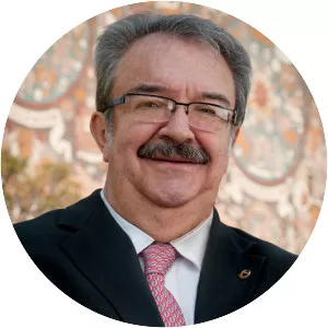 Fernando Serrano Migallón