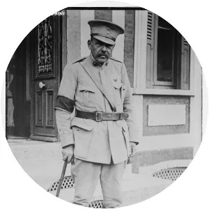 Fernando Tamagnini de Abreu e Silva - Officer