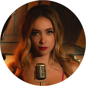 Ferny Graciano - Singer