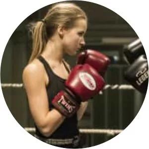 Fight Girl - 2018 ‧ Drama/Action ‧ 1h 24m