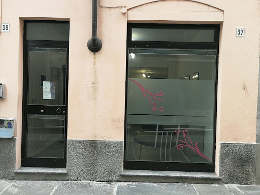 Finardi Parrucchieri Lei