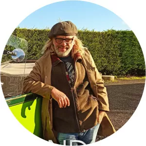 Find It, Fix It, Flog It