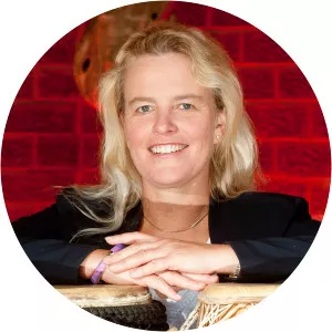 Fiona Magowan - Author