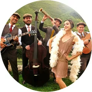 Flapper Swing - Musical artist