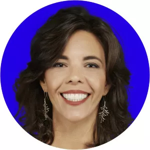 Flavia Reis - Actress