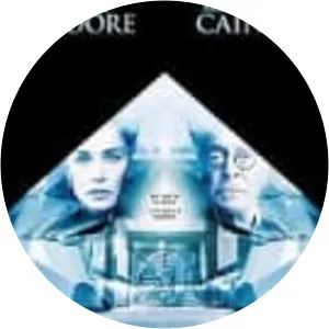 Flawless - 2007 ‧ Thriller/Drama ‧ 1h 48m