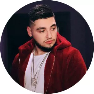 Flor Bana - Musical artist