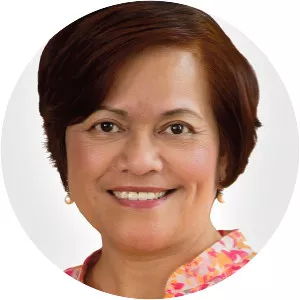 Flor Marcelino - Politician