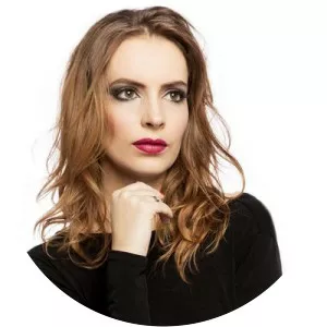 Flora Tandi