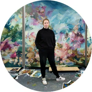 Flora Yukhnovich - Painter