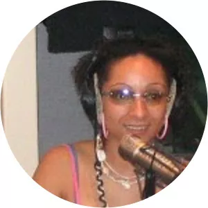 Flya - Musical artist