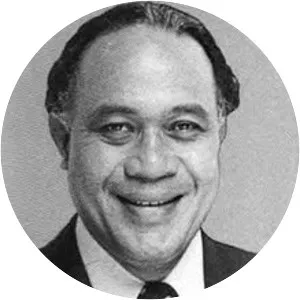 Fofō Iosefa Fiti Sunia