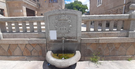Fonte de Ponte Valga - Historical landmark in Valga, Spain