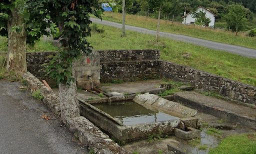 Fonte e Lavadoiro de Tras da Veiga - Historical landmark in Spain