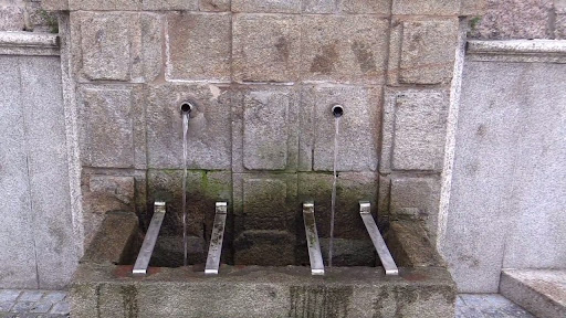 Fontelavadoiro Mixirica - Historical landmark in Fisterra, Spain