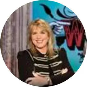 For What It's Worth - 2016 ‧ Game Show ‧ 2 seasons