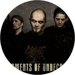 Fragments of Unbecoming