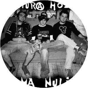 Fraktura mozga - Musical group