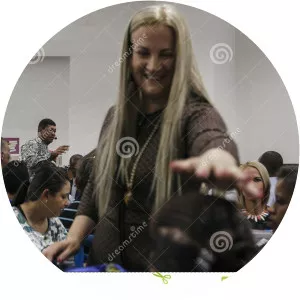 Franciléia Santiago - Valdemiro Santiago's wife