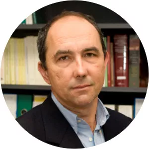 Francisco J. Contreras Peláez