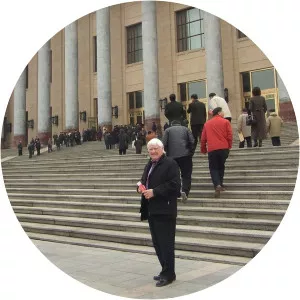 Frank Clarke Simply Painting Around the World: China