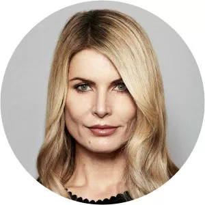 Frankie Park - Actress