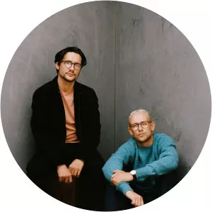 Frankie Stew and Harvey Gunn - Musical group