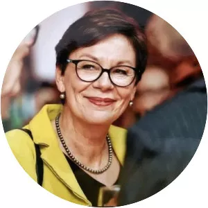 Frauke von der Haar - Art historian