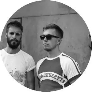 Freaks On Floor - Musical group